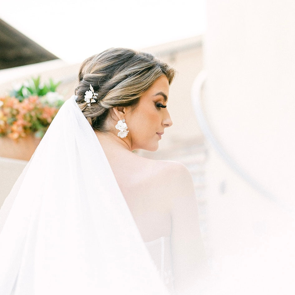 White Earrings, Flower Clay Earrings, Wedding Earrings – Studio Niani